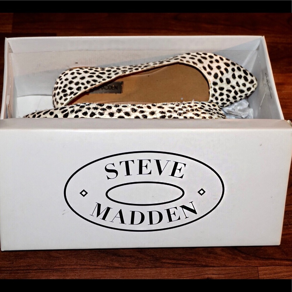 Soft Leopard flats. Steve Madden ✨🖤✨ - Picture 5 of 6
